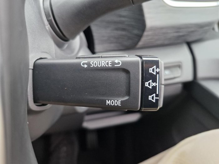 2025 Renault Trafic Premium