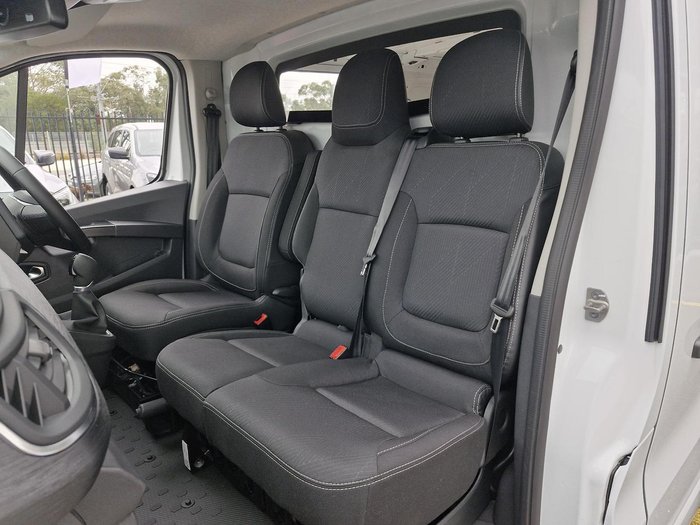 2025 Renault Trafic Premium