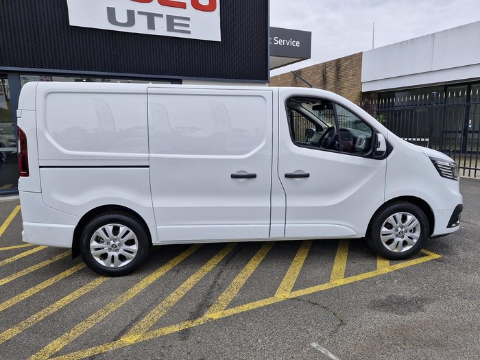 2025 Renault Trafic Premium