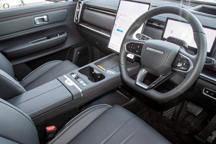 2025 Jaecoo J7 SHS Summit