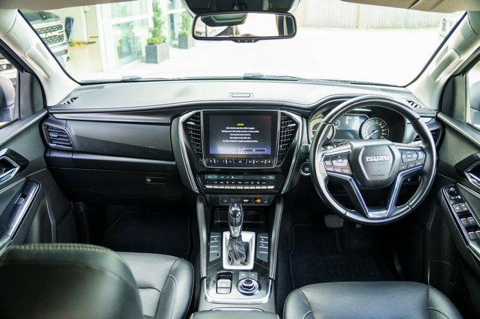 2023 Isuzu MU-X LS-T