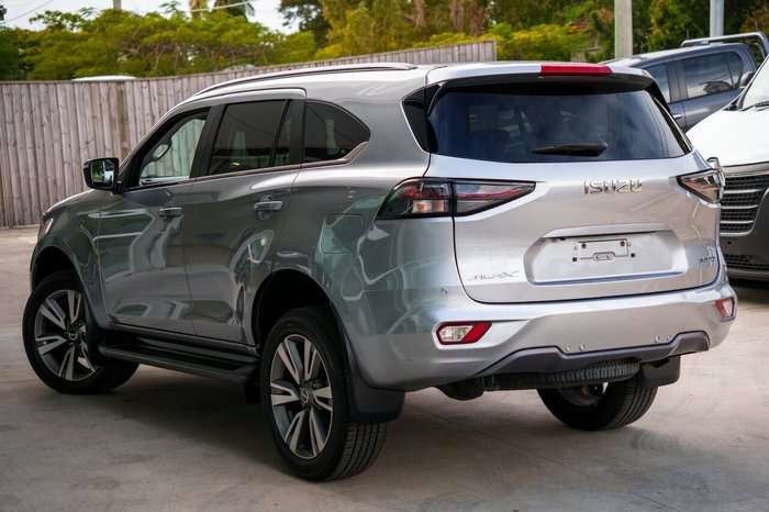 2023 Isuzu MU-X LS-T