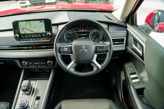 2023 Mitsubishi Outlander LS