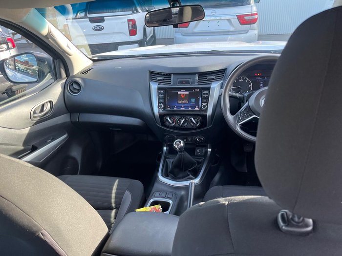 2021 Nissan Navara SL