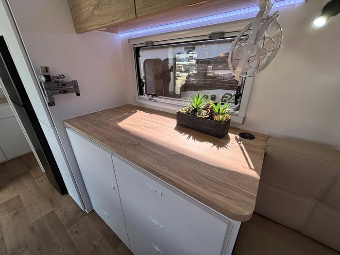 2024 Royal Flair Aussiemate