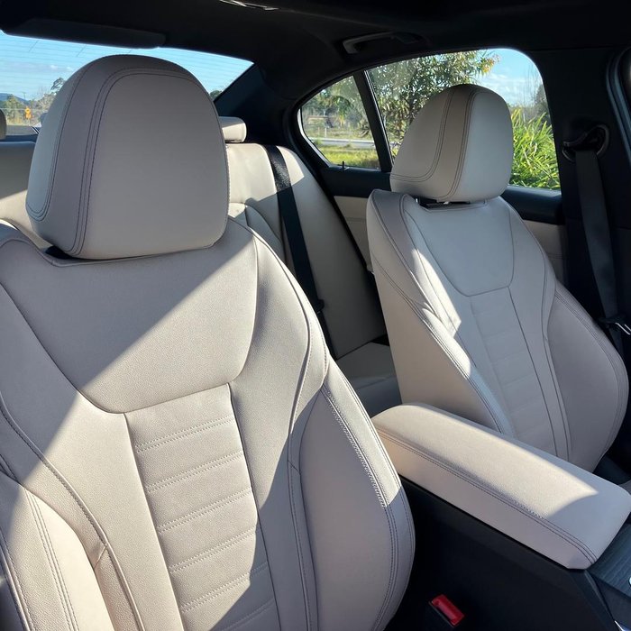 2025 BMW 3 Series M340i xDrive