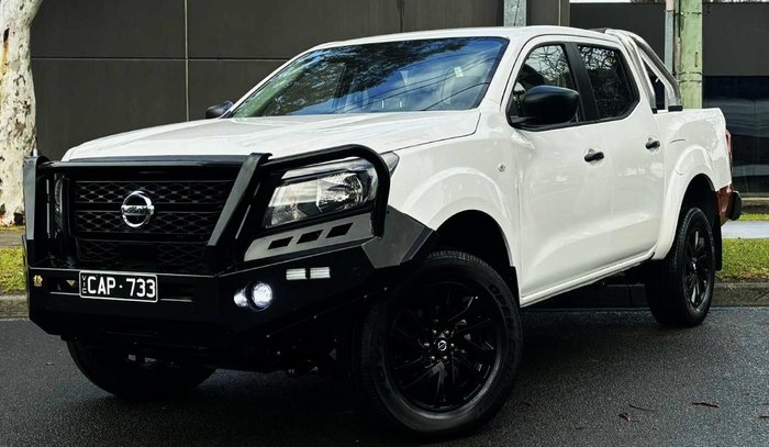 2022 Nissan Navara SL