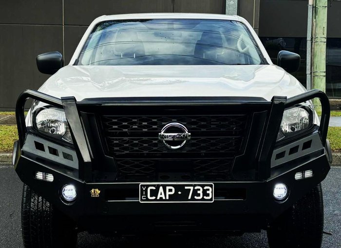 2022 Nissan Navara SL