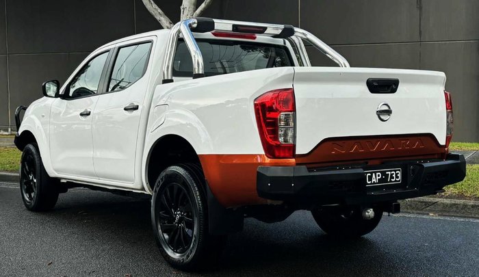 2022 Nissan Navara SL
