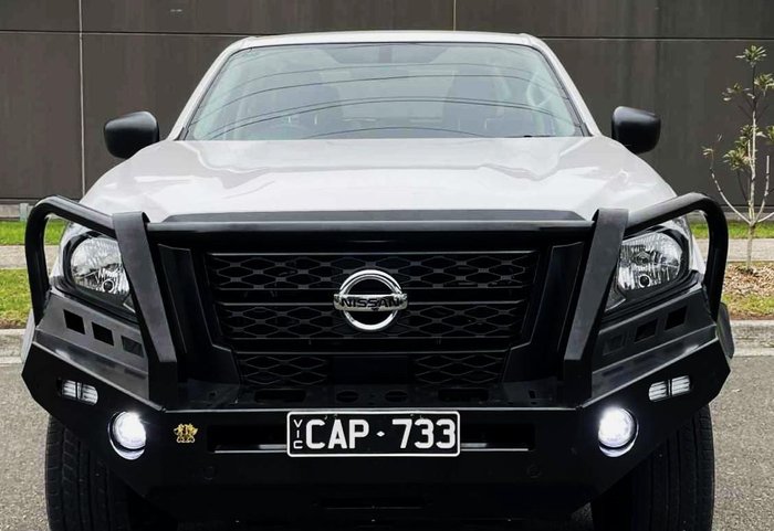 2022 Nissan Navara SL