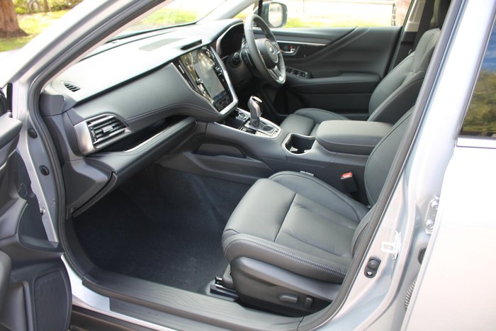 2025 Subaru Outback AWD Touring XT