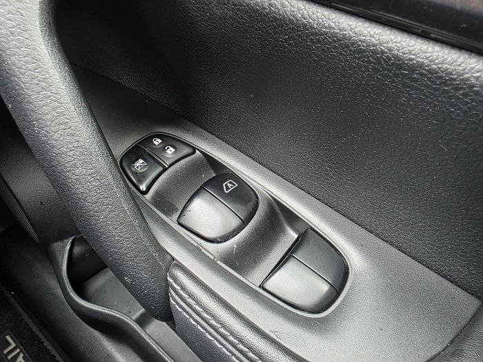 2021 Nissan X-TRAIL ST-L