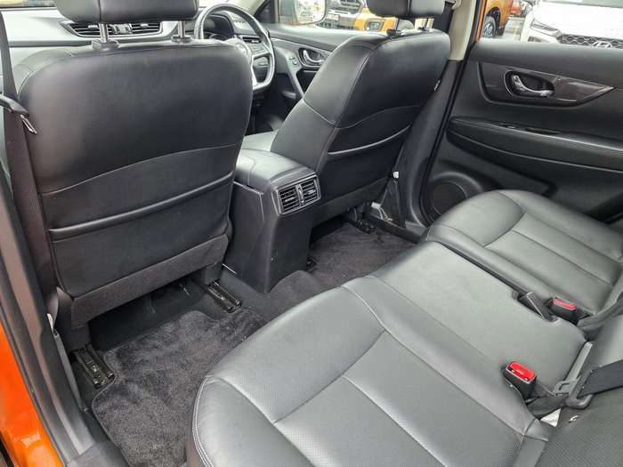 2021 Nissan X-TRAIL ST-L