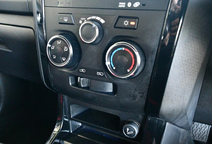 2014 Isuzu D-MAX LS-U