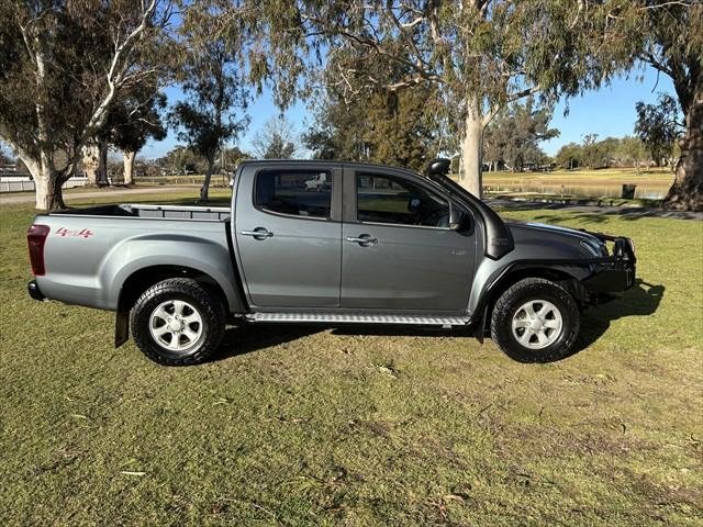 2019 Isuzu D-MAX LS-M