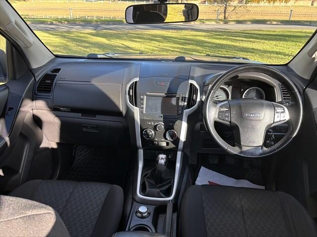2019 Isuzu D-MAX LS-M