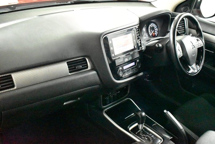 2018 Mitsubishi Outlander LS