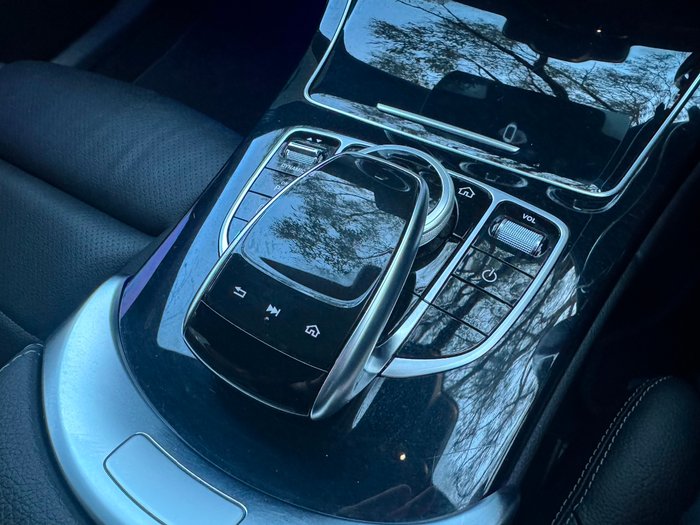 2020 Mercedes-Benz C-Class C200