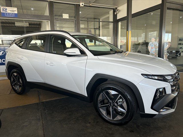 2025 HYUNDAI NX4 TUCSON HEV NX4.V3 TUCSON 1.6T HEV 2WD WHITE CREAM