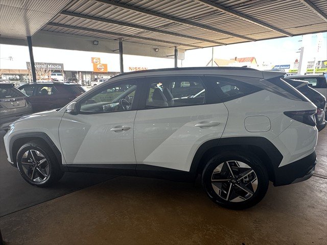 2025 HYUNDAI NX4 TUCSON HEV NX4.V3 TUCSON 1.6T HEV 2WD WHITE CREAM