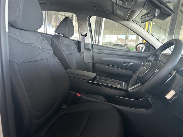 2025 HYUNDAI NX4 TUCSON HEV NX4.V3 TUCSON 1.6T HEV 2WD WHITE CREAM