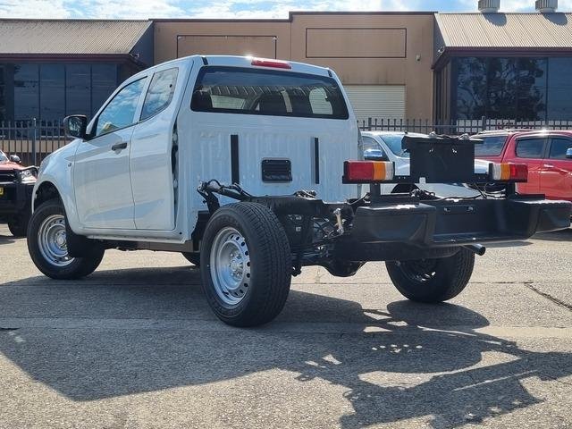 2025 Isuzu D-MAX SX