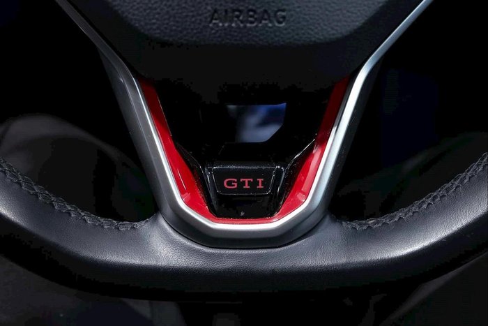 2022 Volkswagen Golf GTI 8 MY23 GREY