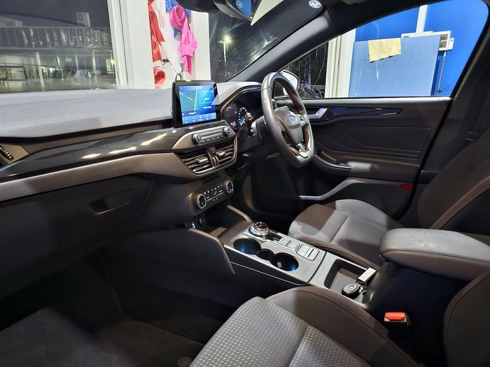 2019 Ford Focus ST-Line