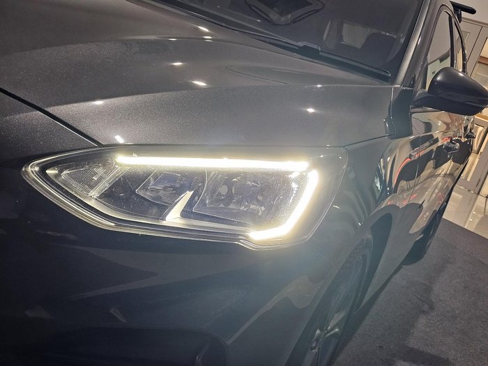 2019 Ford Focus ST-Line