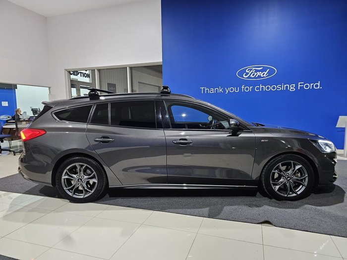 2019 Ford Focus ST-Line