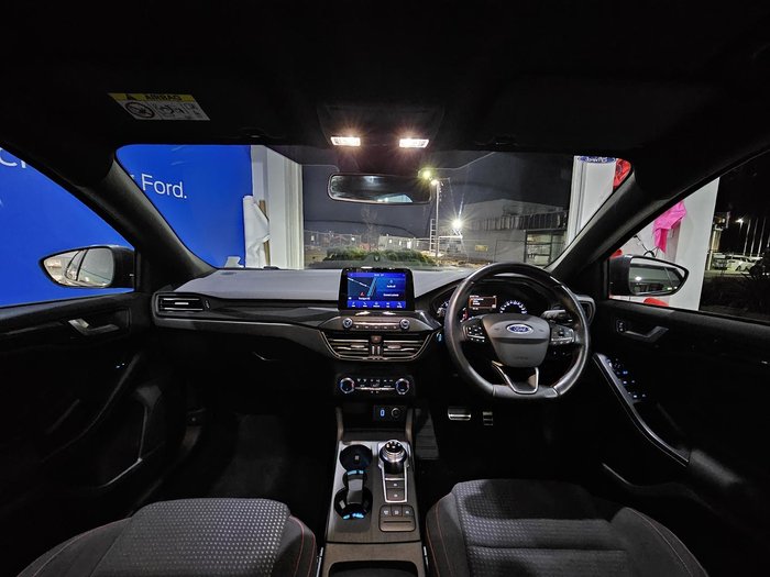 2019 Ford Focus ST-Line