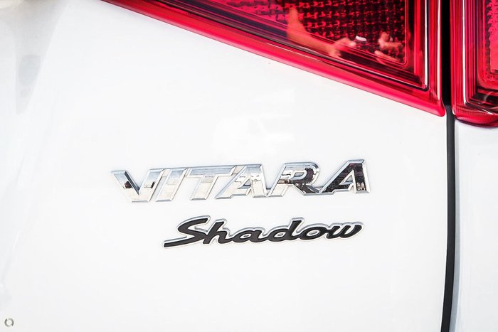 2023 Suzuki Vitara Turbo Shadow