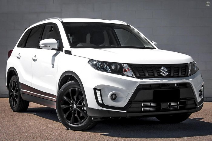 2023 Suzuki Vitara Turbo Shadow