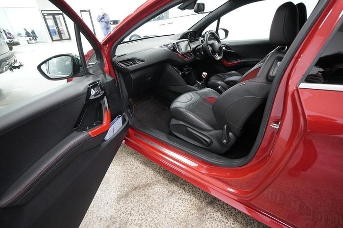 2013 Peugeot 208 GTi