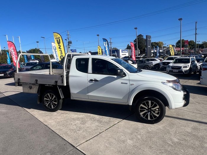 2018 Mitsubishi Triton GLX MQ MY18 4X4 Dual Range White