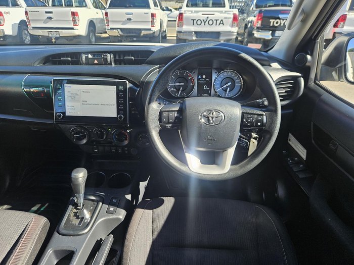 2021 Toyota Hilux SR