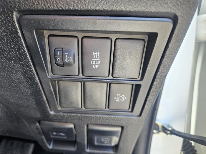 2021 Toyota Hilux SR