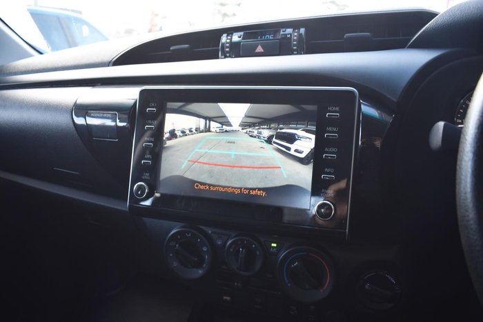 2023 Toyota Hilux SR