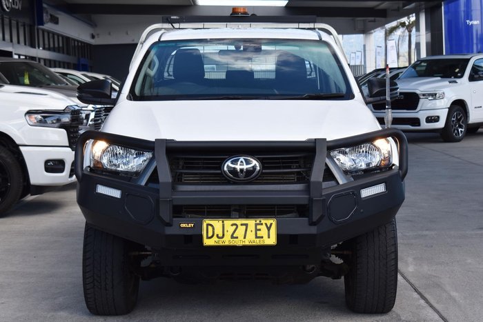 2023 Toyota Hilux SR