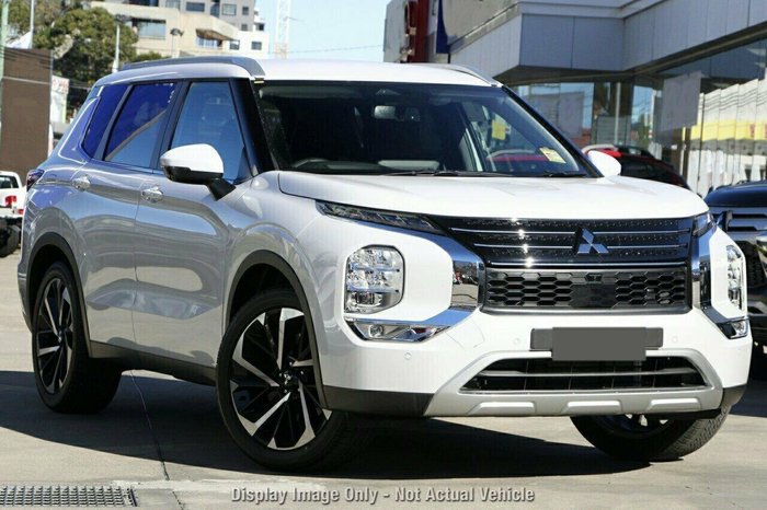 2025 Mitsubishi Outlander Aspire