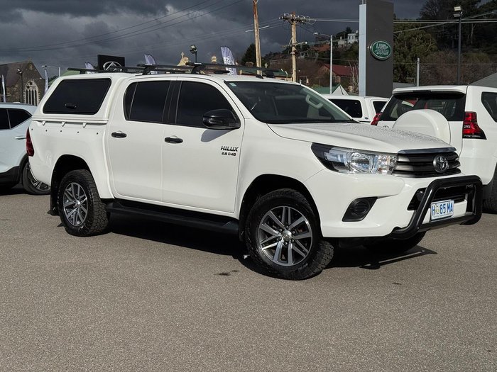 2018 Toyota Hilux SR GUN126R 4X4 Dual Range Glacier White