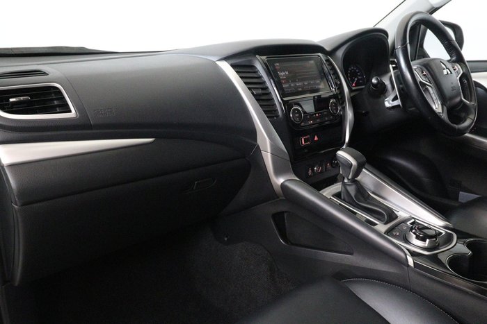 2019 Mitsubishi Pajero Sport GLS