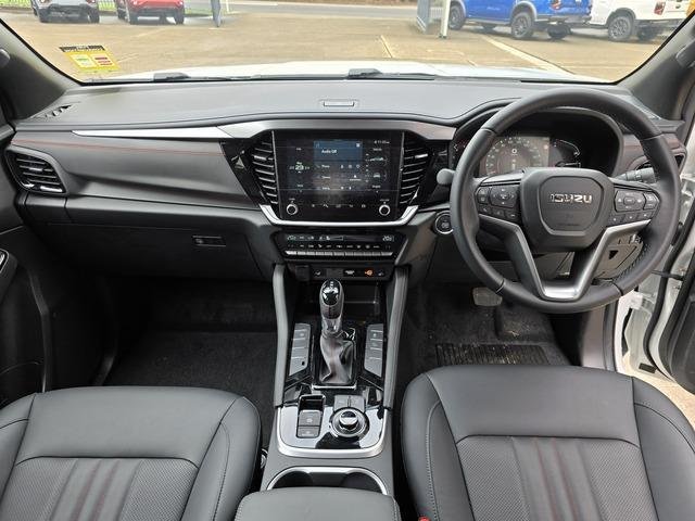 2025 Isuzu MU-X X-TERRAIN