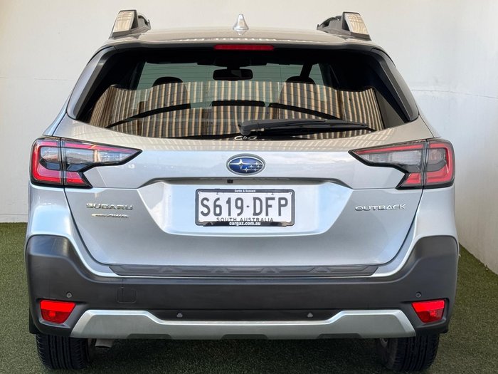 2024 Subaru Outback AWD Touring