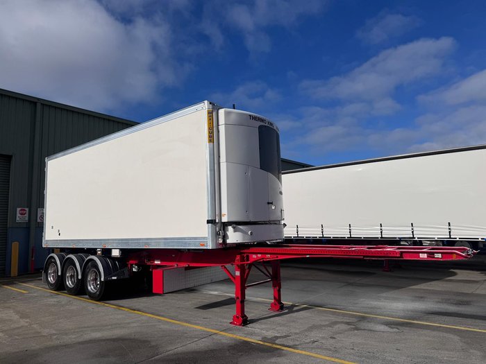 2012 Maxitrans St3 Lead A 12 Pallet -30 Reefer Double Stacker