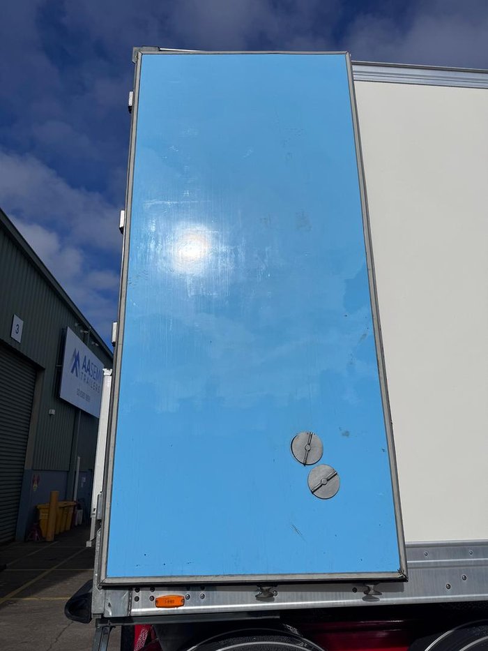 2012 Maxitrans St3 Lead A 12 Pallet -30 Reefer Double Stacker