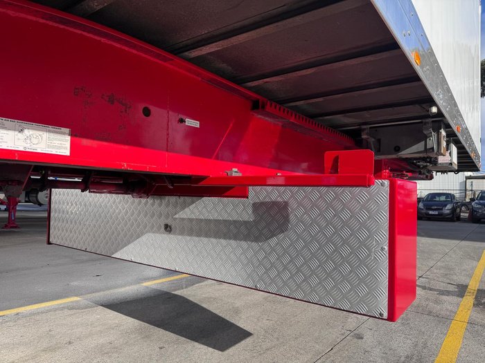 2012 Maxitrans St3 Lead A 12 Pallet -30 Reefer Double Stacker