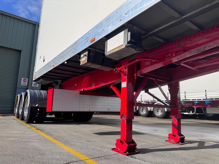 2012 Maxitrans St3 Lead A 12 Pallet -30 Reefer Double Stacker