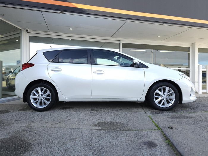 2013 Toyota Corolla Ascent Sport