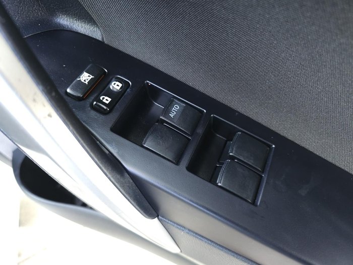 2013 Toyota Corolla Ascent Sport